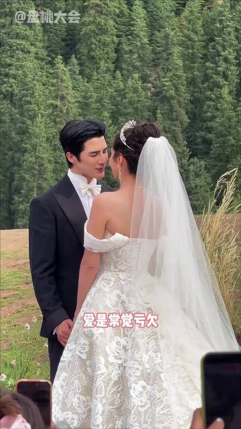 姜潮麦迪娜宿命感拉满，姜潮 麦迪娜 姜潮麦迪娜婚礼