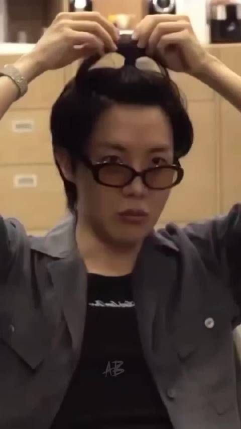 一个可爱的小松鼠来净化你的心灵