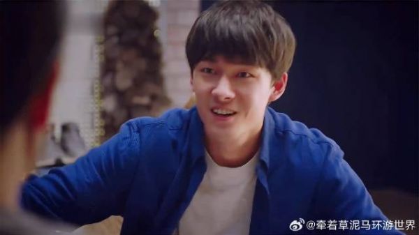 开会主题是繁星，贺灿很阳开心，终于不被批斗了