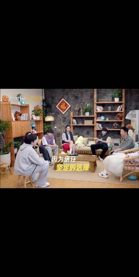 好自然的抱抱，迪哥在演我 导演们什么时候给他俩递本子！
