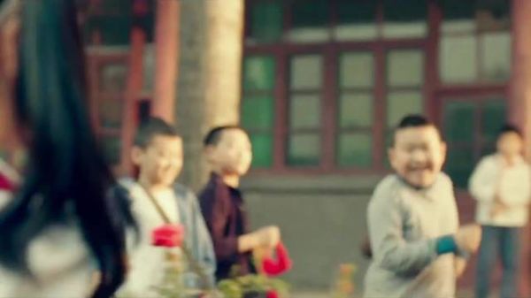 “他一生只做两件事:爱她,和等她爱他”