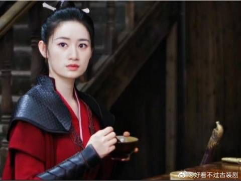 明明打算放下了可再次相遇还是会忍不住红眼眶