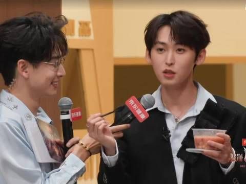九洲拿着八宝粥的时候我就知道他要干什么了……粥止弱都有六年了吗