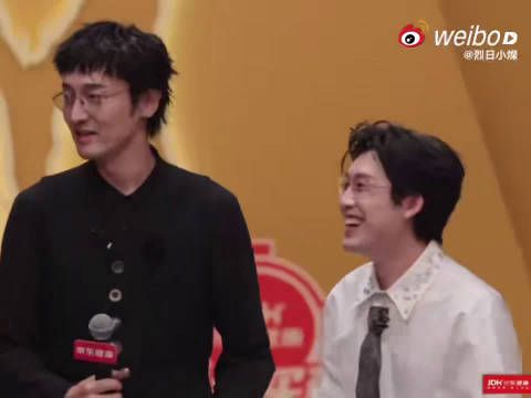 马旭东给王传君的情绪价值确实很足，戏里戏外都陪着，这哥嫂感确实很实在