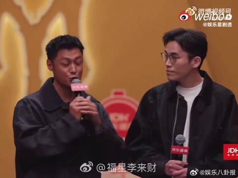 不管肤色如何，敢于站上披哥竞演舞台，这份跨界勇气就值得期待