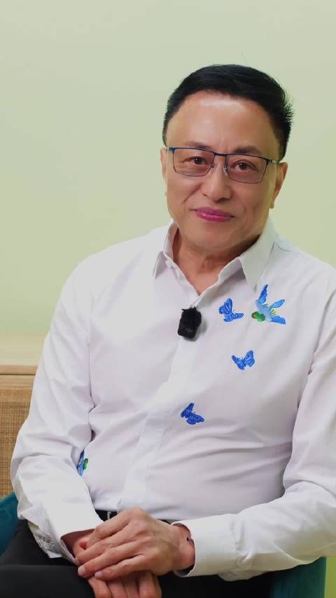 梁朝伟被骂背叛兄弟多年,从不辩解只用奖杯说话