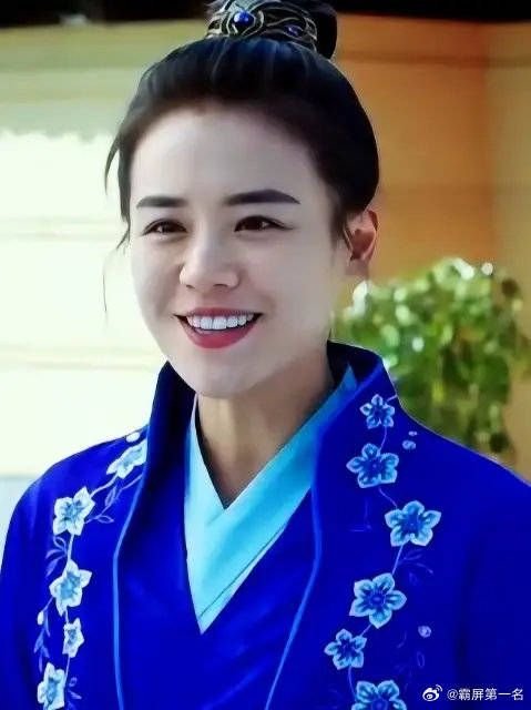 你是说从小到大喜欢的人变成女儿身？