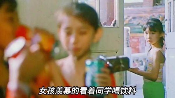 世界上最残忍的等待就是一个父亲在倾盆大雨急诊门口跪着救女儿