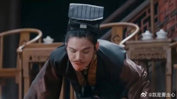 向佐可以去演喜剧了 翻拍《唐伯虎点秋香》经典名场面,演得一点都不差!