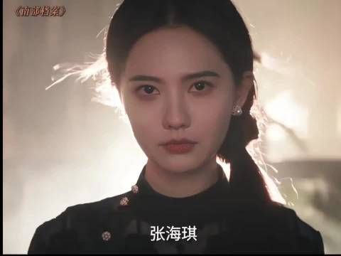 她真的是不挑妆造，随便啥造型都美得一塌糊涂
