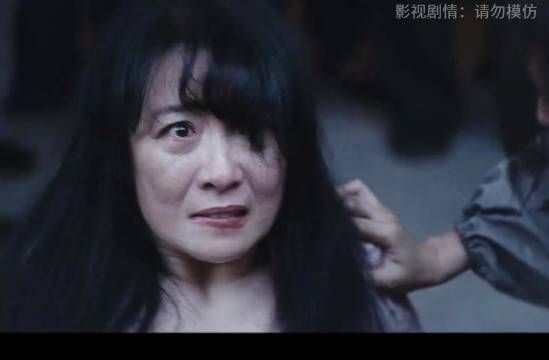 重器丨别只看见表面圆滑，她只是“面”做得比别人好， 黄景瑜 蒋奇明