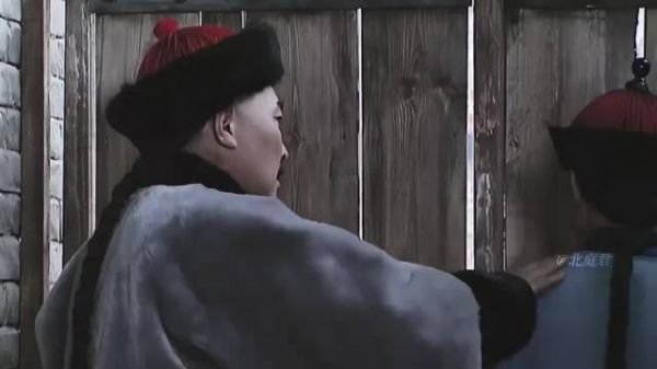 打了一耳光，给了这么多，这耳光值