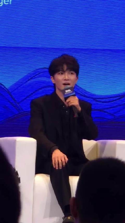 我去，这个周深又说来就来了！ 谁不想在澳门现场，听深深来一曲《好运来》呢