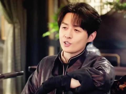 就喜欢看九门整整齐齐坐一团逗五爷