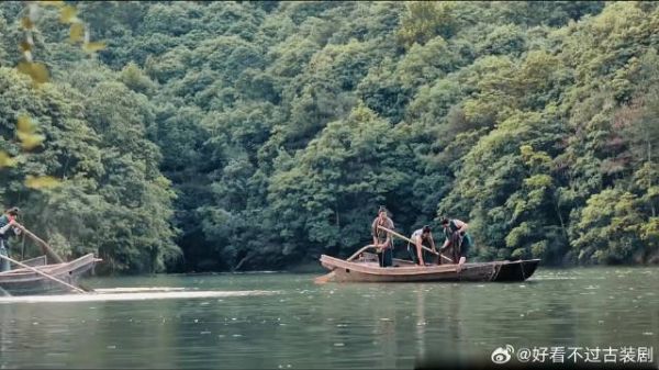月圆六女逍遥驾云，真心隐忧妖术疑云