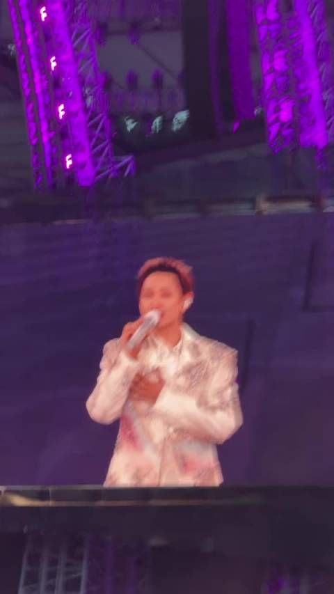 汪苏泷没忍住看演唱会评价,收集意见升级明日世界