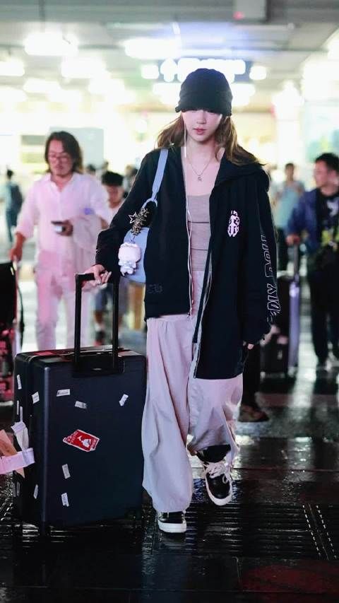 8.16 in Beijing.娣娣越夜越美丽！