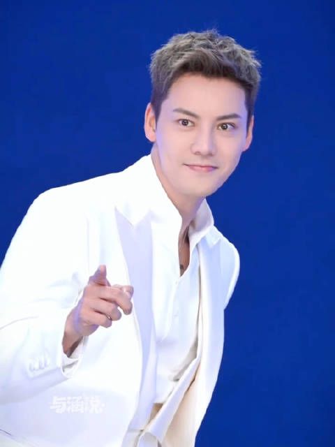 又是为陈伟霆第N次心动的一天，好帅好帅好帅好帅好帅…… 源水印