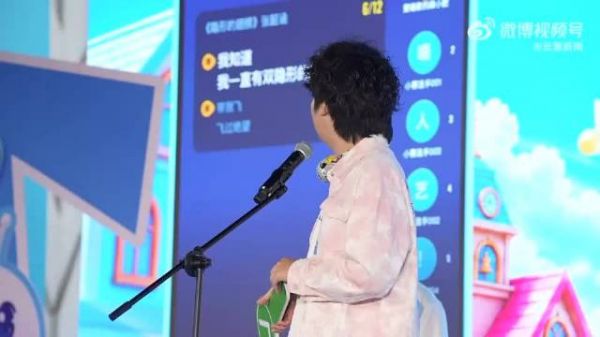 哈尔滨素人歌手凭热爱放声高歌，活动挖掘民间高手