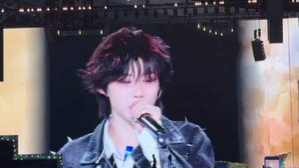 陈奕恒TF四代五公day3介绍我们的少年时代2里饰演林清源，是剧中的开心果