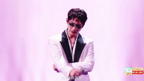张彬彬披哥初舞台乐感强高音稳松弛感拉满