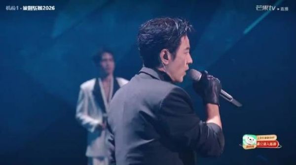 李光洁初舞台人声鼎沸，低沉沙哑音色吸睛