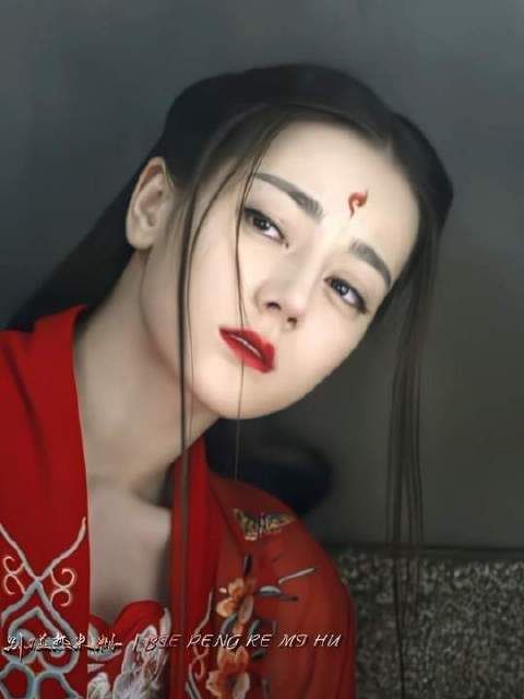 “勿动俗念 勿动俗念”——白凤九的清冷结界已然开启