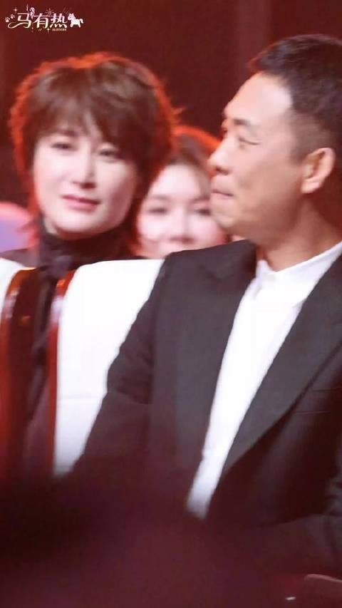 原来演员等待结果时会紧张，静候王骁摘得最佳男配桂冠
