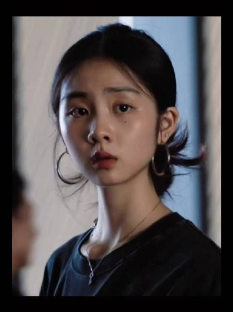 有些人天生就是女主角 黄多多气质太好啦