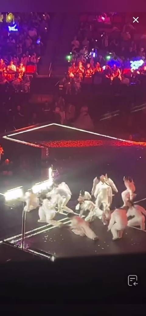 TMEA周深压轴 周深歌声传递情绪，舞步释放张力，唱跳两样全都拿捏到位