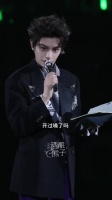 我真笑鼠了，丁禹兮你还怪贴心的，“开过嗓了吗”