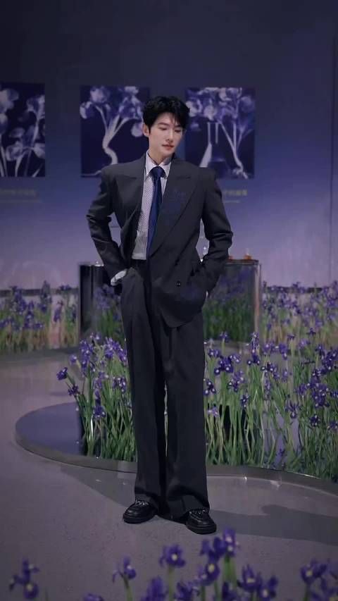 杨洋这个眼镜一戴要命了