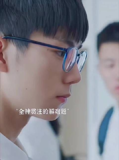 原来磊儿一直都不是那种只会读书的学霸啊，是一个十项全能的大学霸 小欢喜