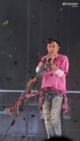 新型伴舞模式来了！