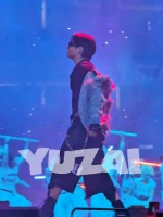 脱掉脱掉 通通脱掉️‍ /yuzai 260816 BTS世巡 阿灵顿演唱会Day2 ‪