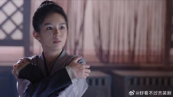 锦月如歌：禾宴重伤要脱衣施药，可她身为女儿家，哪敢脱衣