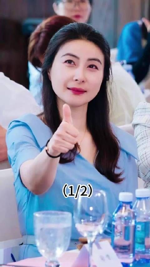 她是郭晶晶最敬佩的人，也是香港最有头脑的原配郭晶晶