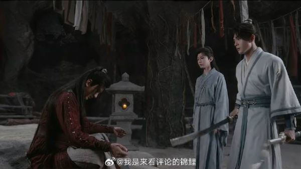 阿飞的无心槐发作 李莲花替他解毒，让他重新变回魔尊