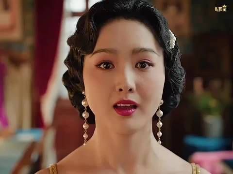 为了当女主角当众撕破裙子