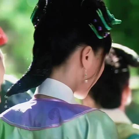 甄嬛传绿衫暗指人生低谷，受宠时少穿