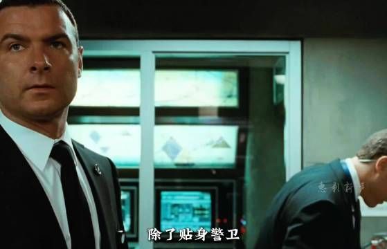 地堡内惊天反转,上司竟是卧底,他亲手射杀同事