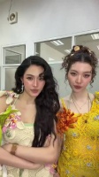 邝玲洋抖更新双人合拍 菠萝和山竹这套还有库存啊