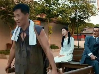 每一次救人，他都是在用生命冒险章若楠
