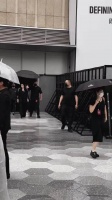 刘亦菲黑西装生图清冷破碎感拉满