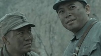 赵刚用的是三八大盖，只有三八大盖打的远，中正式不行