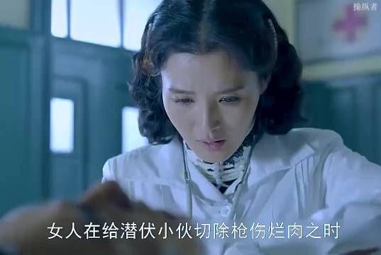 谍战剧：女医生有多厉害只因男人的一个举动就发现他是潜伏的内奸