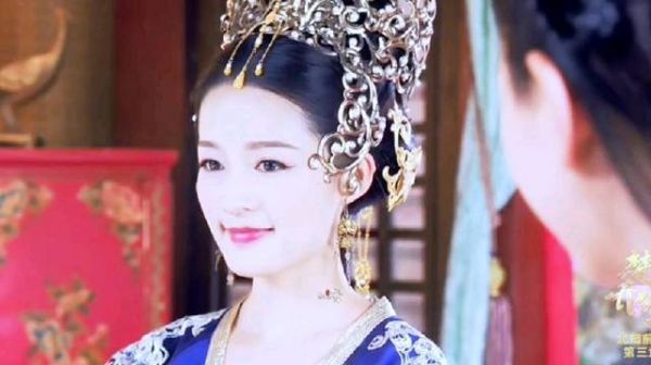 若问楚乔传里谁最美，谁最受宠，那肯定是淳儿无疑