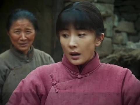 生万物:秀秀故意掉落银元,冯二一边贪银元,一边纠结大脚留地还是进城