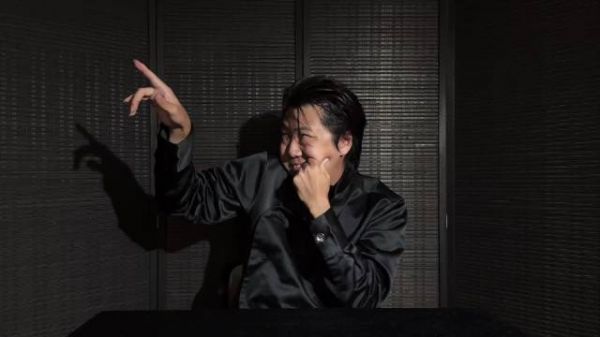 终于明白为什么古人写口技人坐屏障中了