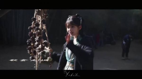 艾米灵动演绎蓝灵娥，与师兄对手戏鲜活有趣